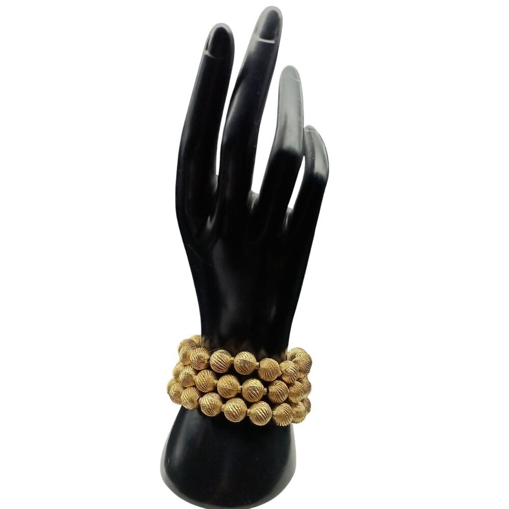 Vintage Pegasus Coro Fluted Bead Triple Strand Bracelet with Decorative Box Clas